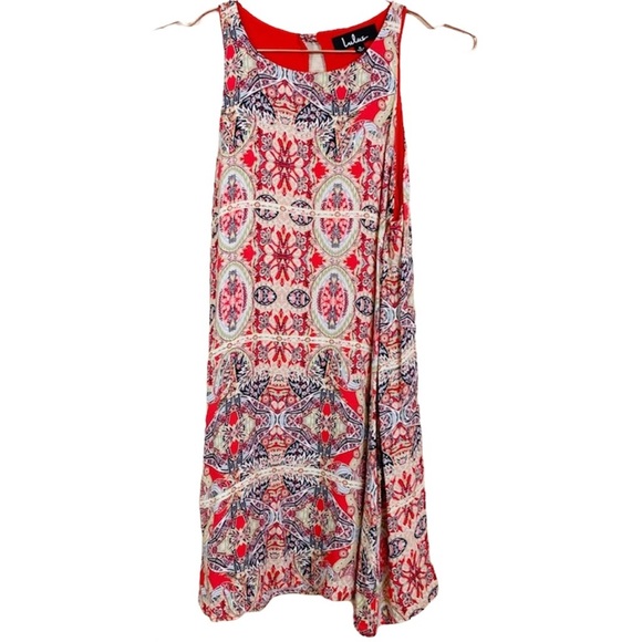 Lulu’s Major Red Tapestry Pattern Sleeveless Swing Dress - Picture 2 of 9